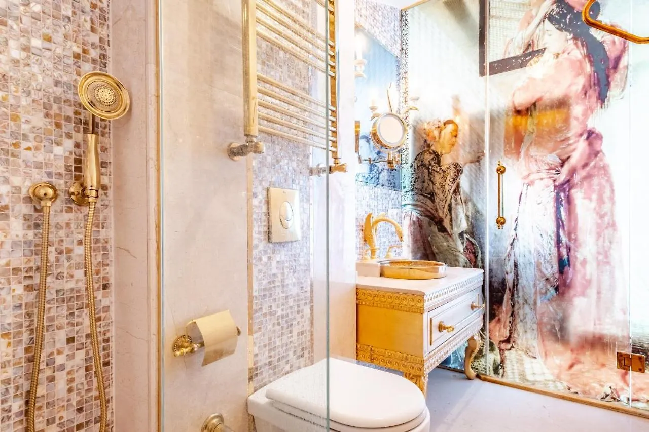Exquisite Studio In Historic Mansion In Beylerbeyi Istambul Appartement
