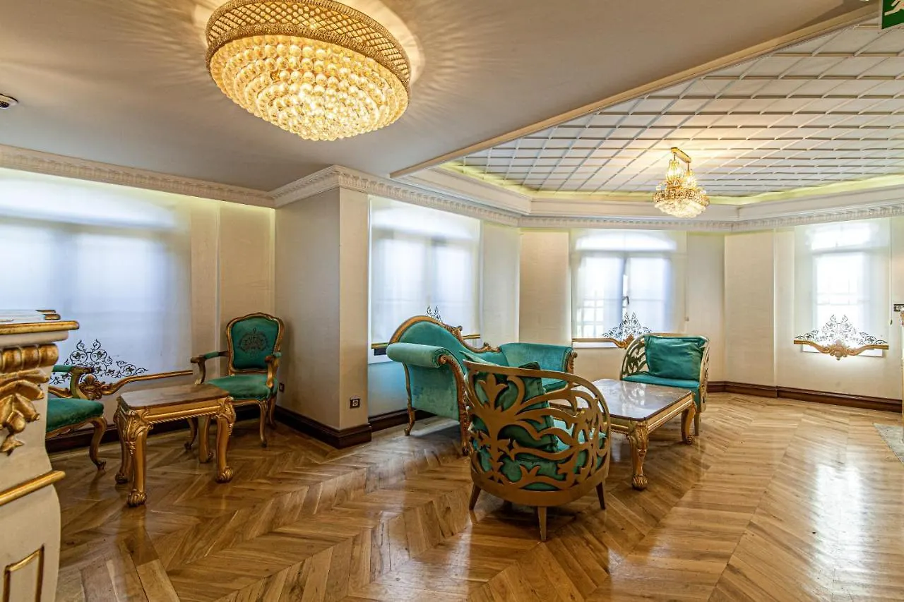 Exquisite Studio In Historic Mansion In Beylerbeyi İstanbul