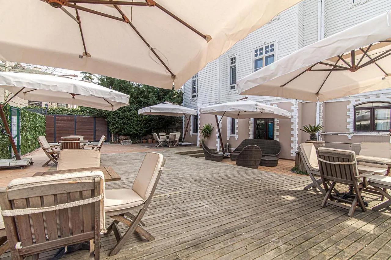 Exquisite Studio In Historic Mansion In Beylerbeyi İstanbul